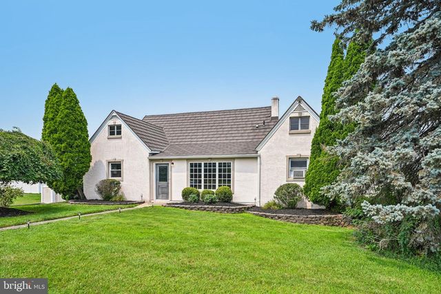 2144 SUNNYSIDE AVE, Pottstown, PA 19464