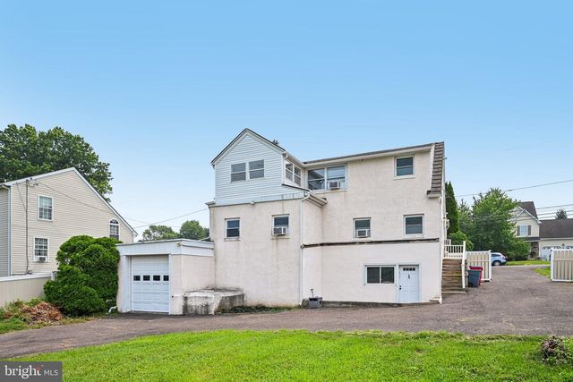 2144 SUNNYSIDE AVE, Pottstown, PA 19464