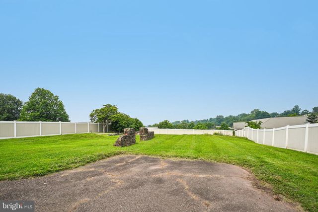 2144 SUNNYSIDE AVE, Pottstown, PA 19464