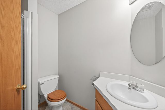 2121 Southwind Road, Maplewood, MN 55109