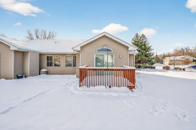 2121 Southwind Road, Maplewood, MN 55109