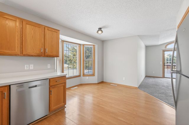 2121 Southwind Road, Maplewood, MN 55109