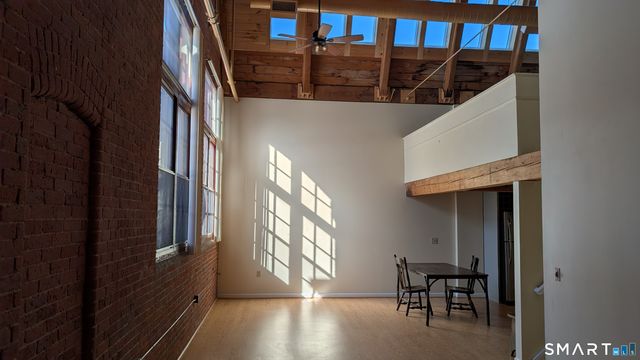 839 Main Street APT 77, Torrington, CT 06790