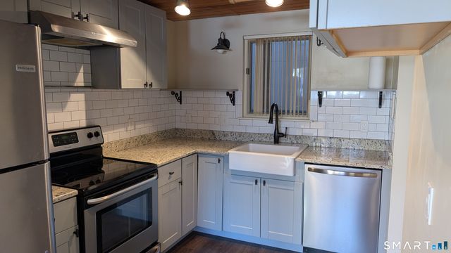 839 Main Street APT 77, Torrington, CT 06790