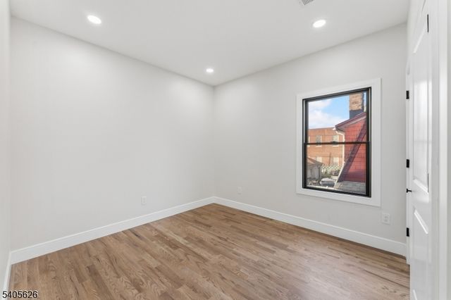 228 Locust St, Roselle Boro, NJ 07203