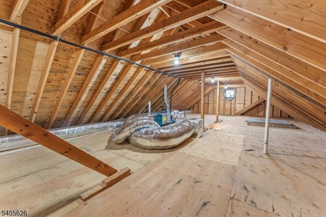 228 Locust St, Roselle Boro, NJ 07203