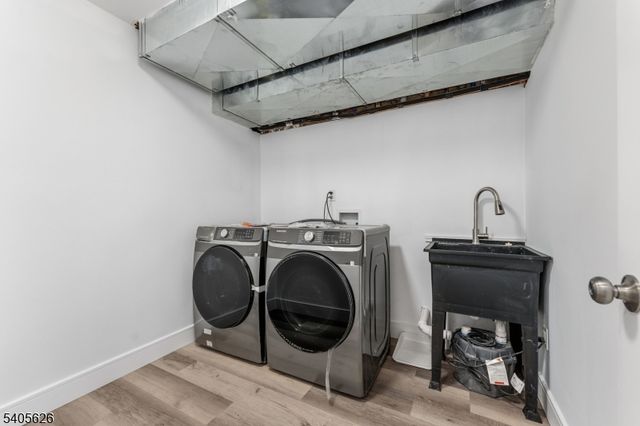 228 Locust St, Roselle Boro, NJ 07203