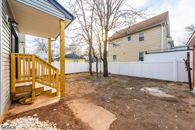 228 Locust St, Roselle Boro, NJ 07203