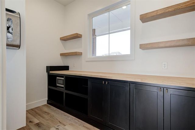 10071 Lacewood Drive, Edmond, OK 73025