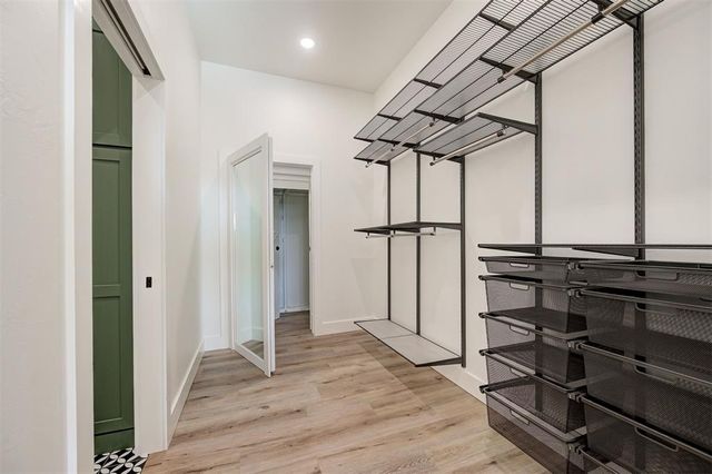 10071 Lacewood Drive, Edmond, OK 73025