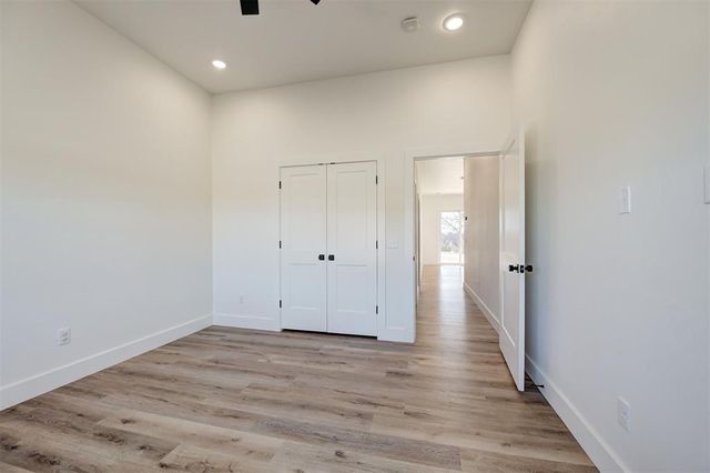 10071 Lacewood Drive, Edmond, OK 73025