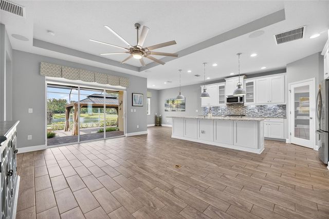 5130 ADMIRAL POINTE DRIVE, Apollo Beach, FL 33572