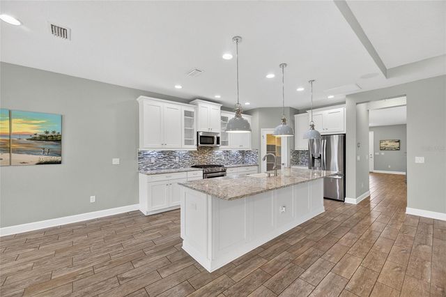 5130 ADMIRAL POINTE DRIVE, Apollo Beach, FL 33572