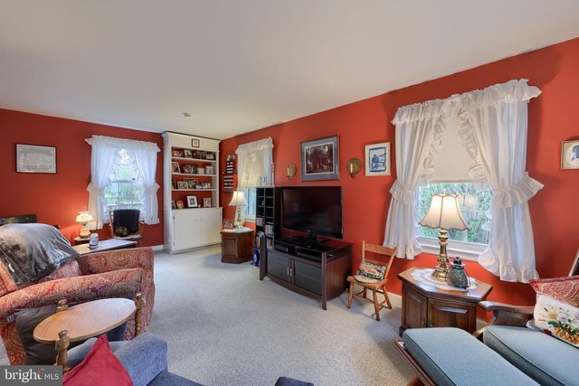 164 E ROSEVILLE RD, Lancaster, PA 17601