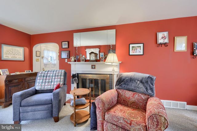 164 E ROSEVILLE RD, Lancaster, PA 17601