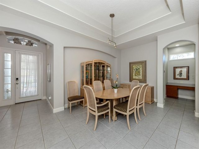 111 WAYFOREST DRIVE, Venice, FL 34292