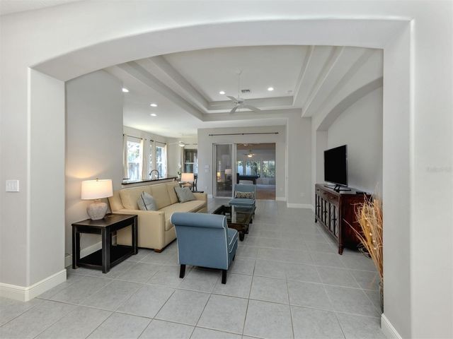 111 WAYFOREST DRIVE, Venice, FL 34292