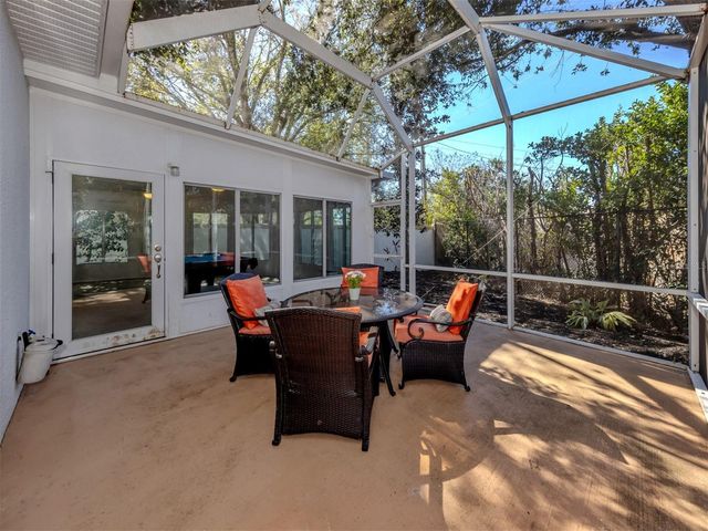 111 WAYFOREST DRIVE, Venice, FL 34292