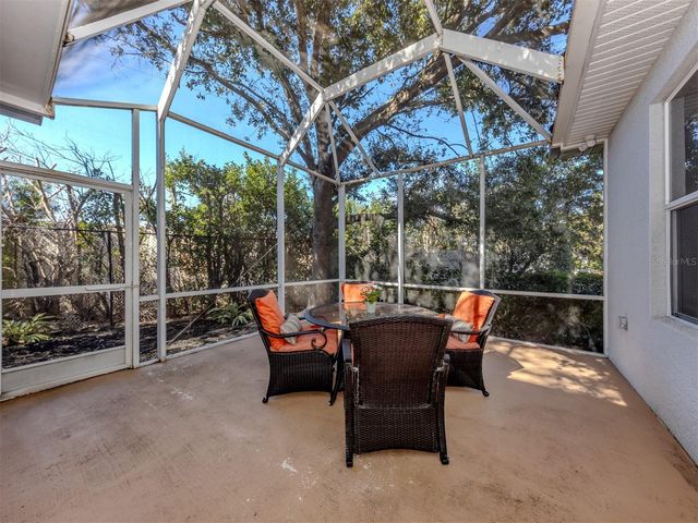 111 WAYFOREST DRIVE, Venice, FL 34292