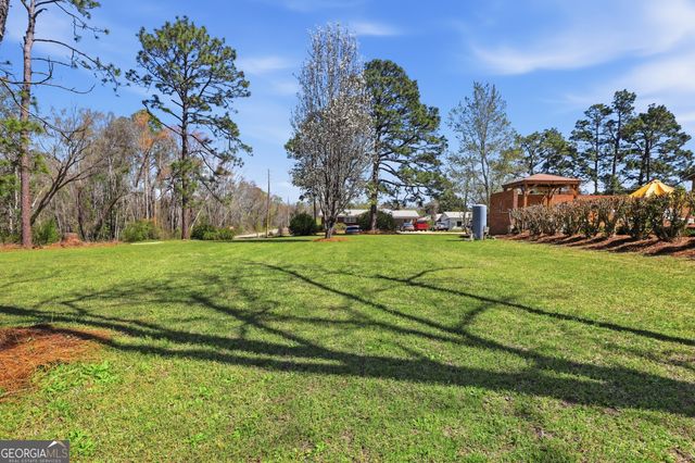 333 Rainbow Ridge, Swainsboro, GA 30401