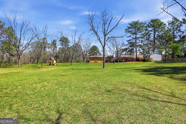 333 Rainbow Ridge, Swainsboro, GA 30401