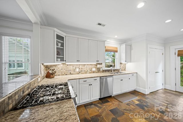 320 Westwood Avenue, Charlotte, NC 28203