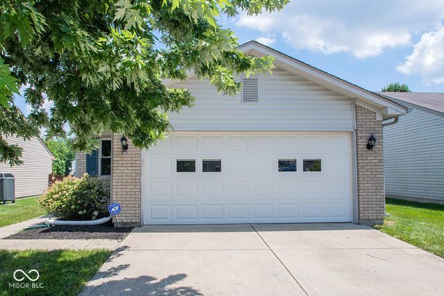 6091 Parrington Drive, Indianapolis, IN 46236