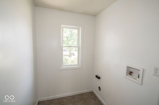 6091 Parrington Drive, Indianapolis, IN 46236
