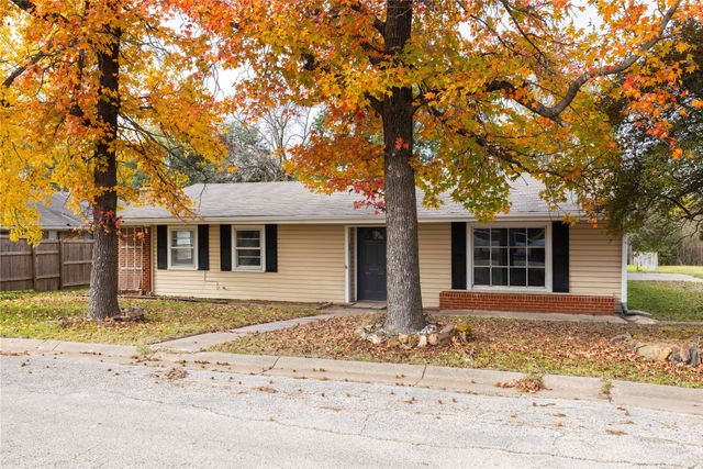 2503 Bois D Arc Street, Commerce, TX 75428