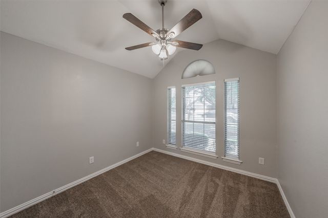 1023 Porter Place, Sanger, TX 76266