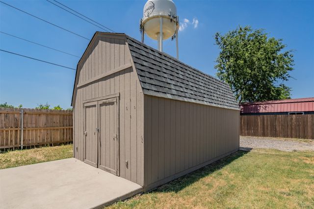 1023 Porter Place, Sanger, TX 76266