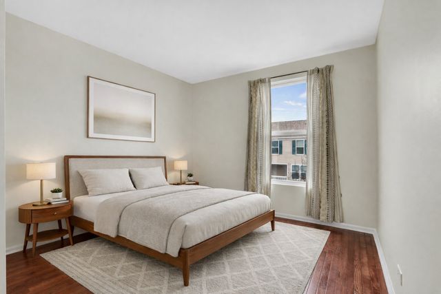 3210 Neubauer Circle, Lindenhurst, IL 60046