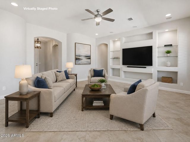 8180 W SILVER SPRING Way, Florence, AZ 85132