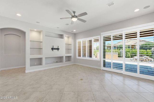 8180 W SILVER SPRING Way, Florence, AZ 85132