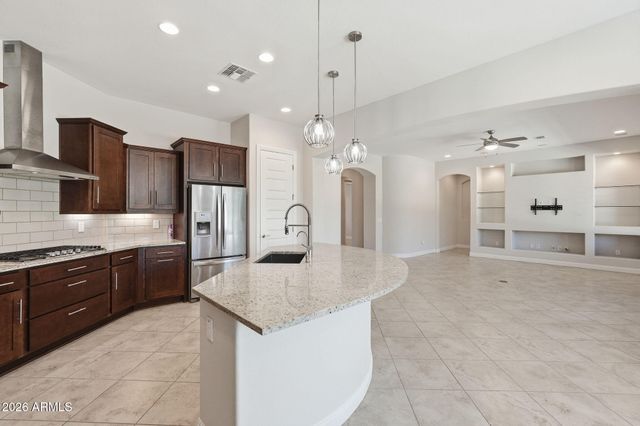 8180 W SILVER SPRING Way, Florence, AZ 85132