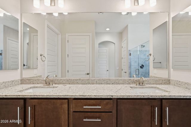 8180 W SILVER SPRING Way, Florence, AZ 85132