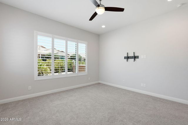 8180 W SILVER SPRING Way, Florence, AZ 85132