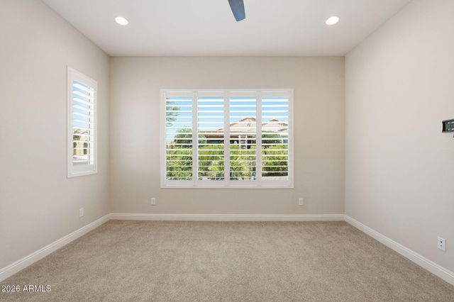 8180 W SILVER SPRING Way, Florence, AZ 85132
