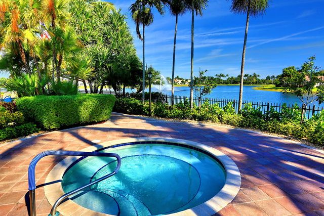 11582 Puerto Boulevard, Boynton Beach, FL 33437