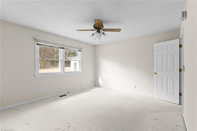 209 Rivermeade Drive, Archdale, NC 27263