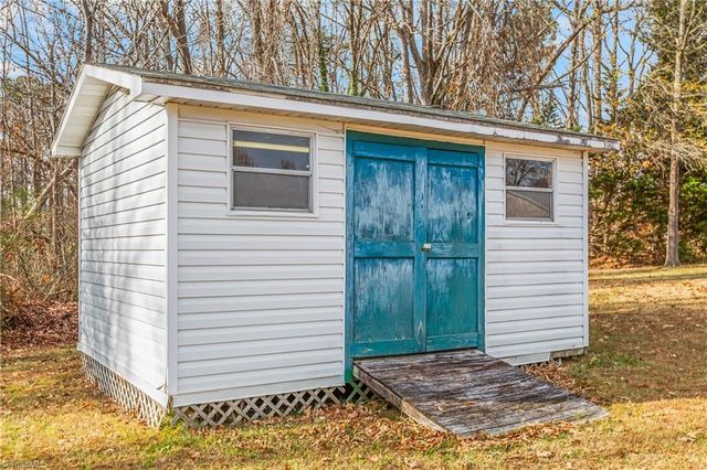 209 Rivermeade Drive, Archdale, NC 27263