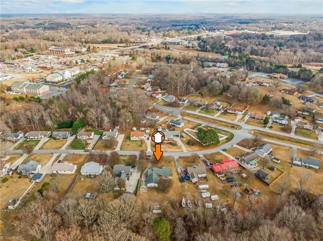 209 Rivermeade Drive, Archdale, NC 27263