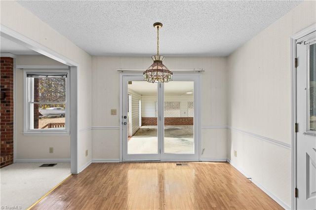 209 Rivermeade Drive, Archdale, NC 27263