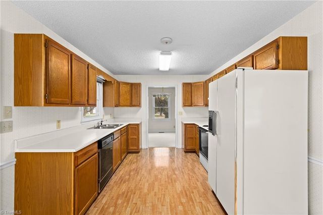 209 Rivermeade Drive, Archdale, NC 27263