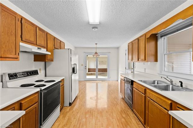 209 Rivermeade Drive, Archdale, NC 27263