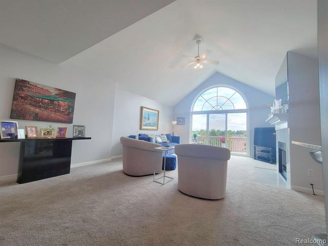 3416 Loon Lake Court, Waterford, MI 48329