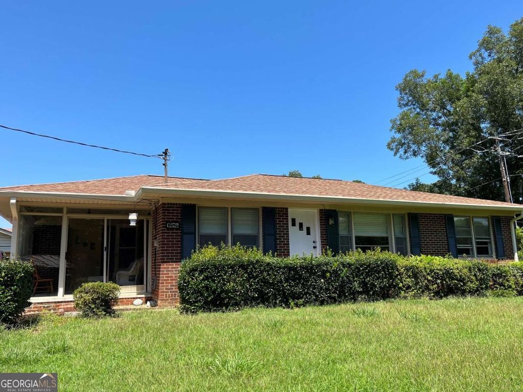 1496 Railroad Avenue, Sugar Hill, GA 30518