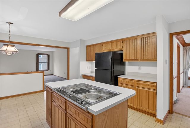 425 Stag Horn Dr, Mccandless, PA 15090