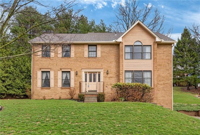 425 Stag Horn Dr, Mccandless, PA 15090