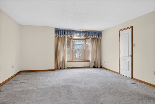 425 Stag Horn Dr, Mccandless, PA 15090